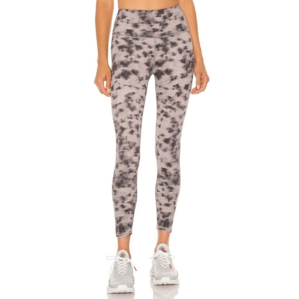 LIKE NEW ⭐️‎ Varley Let’s Go High Rise Leggings in Concrete Leaf